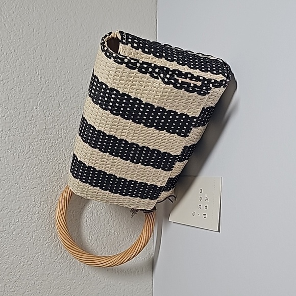 A New Day Straw Bracelet Pouch Purse Wristlet Bag Black Natural Striped Tan - Picture 2 of 13